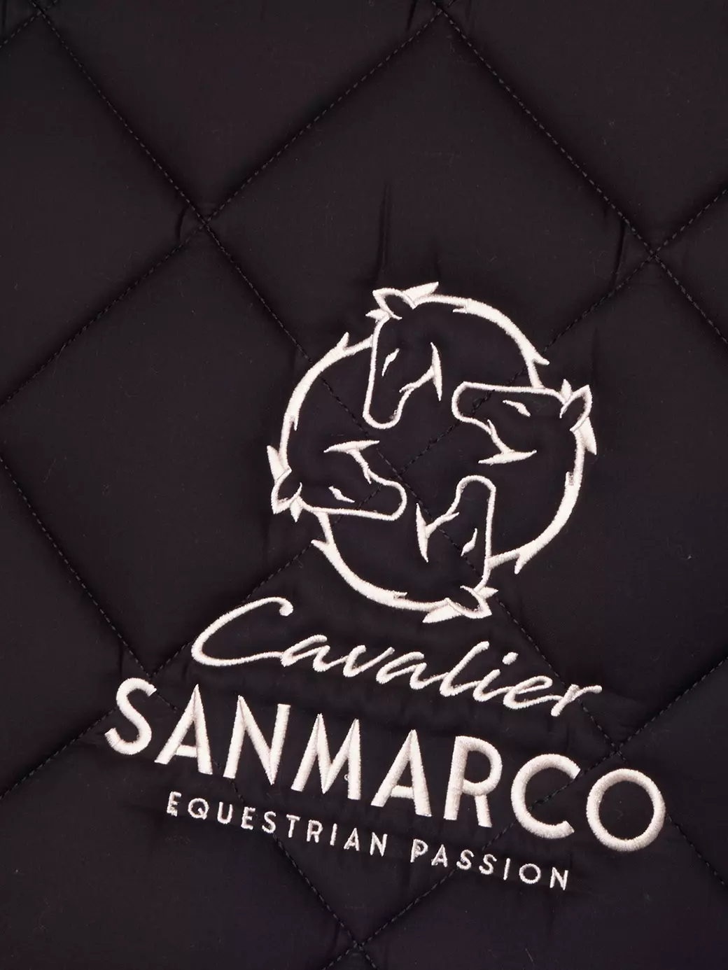 LONDON BLACK ELMAS DESEN EYER ALTI