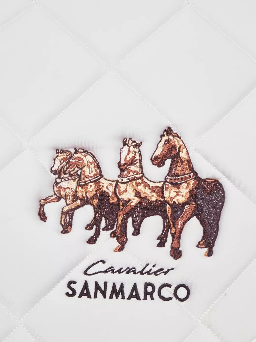 LONDON-H WHITE HERITAGE DIAMOND DESEN EYER ALTI