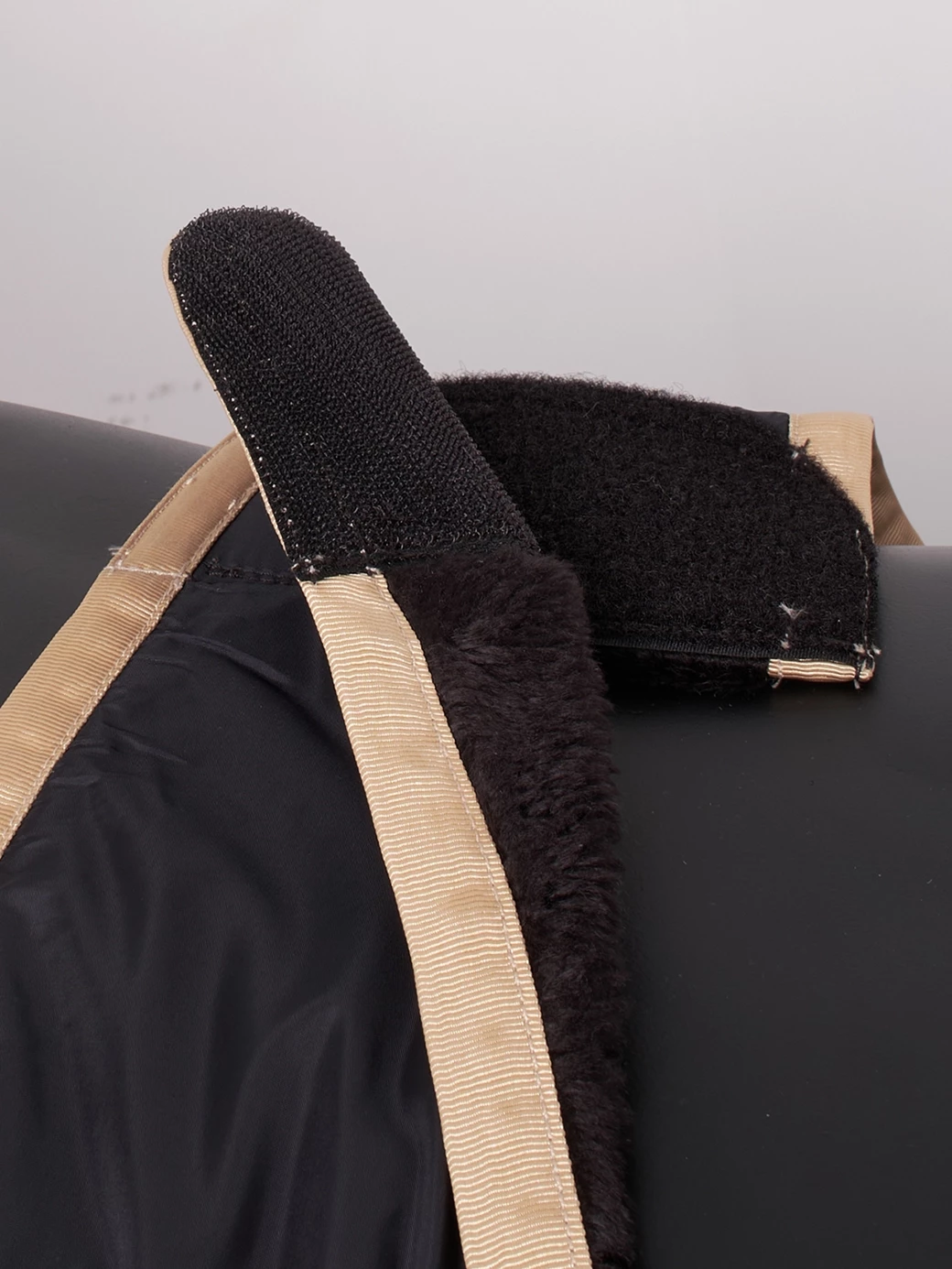 RAIN-XP BLUE-BLACK/GOLD PONY - RAINPROOF EXERCISE SHEET