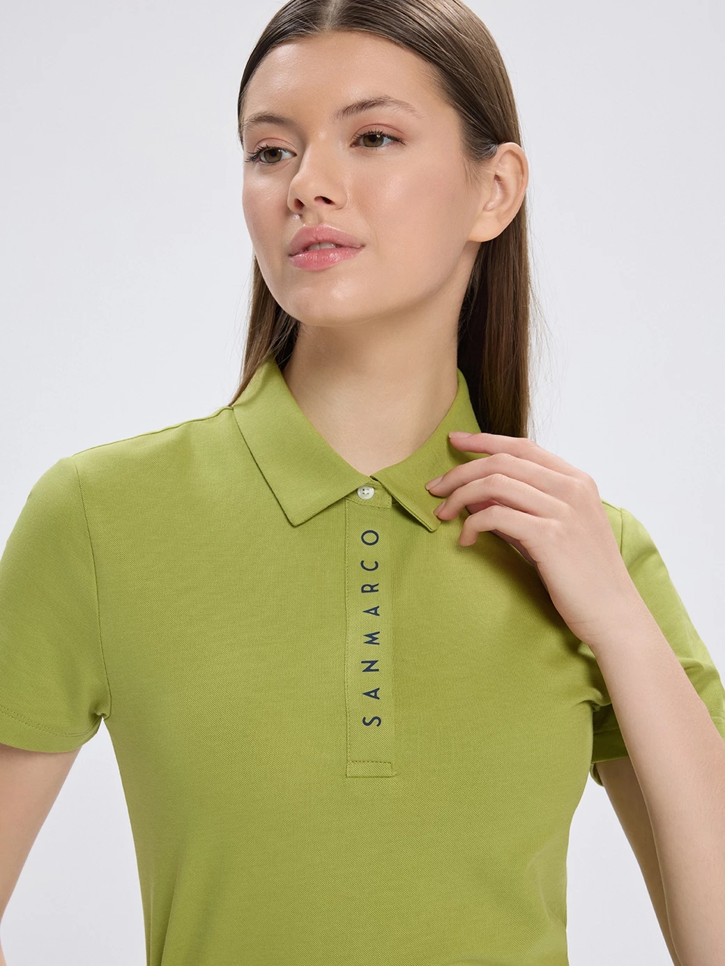 VALENCIA PISTACHIO GREEN WOMEN'S TECH TRAINING POLO SHORT SLEEVE 