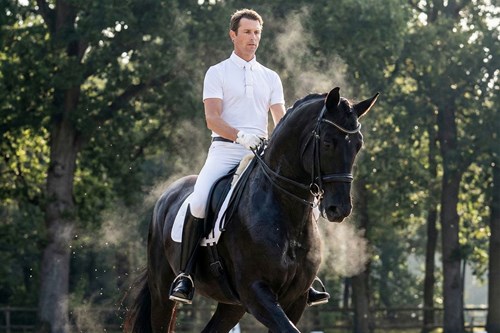 Technical Polo or Technical T-Shirt? The Strategic Choice Defining Your Training Performance