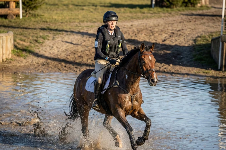 Airbag Vest Selection: The Right Model Based on Trigger System, Certification, and Discipline 